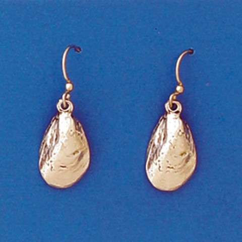 Small Dangle Mussel Shell Earrings